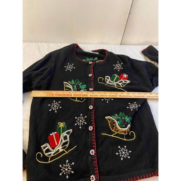 No Design #31691 M Christmas Sweater Bling Sequins Pearl Sleigh Snowflakes - Picture 8 of 9